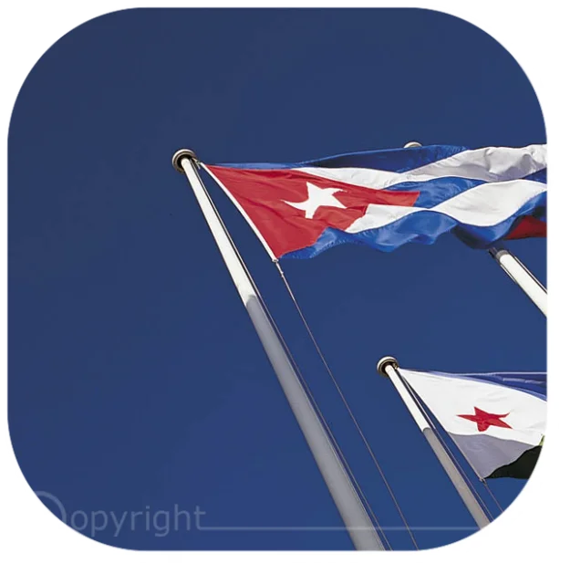 GFK-Fahnenmast außenliegendes Hissseil